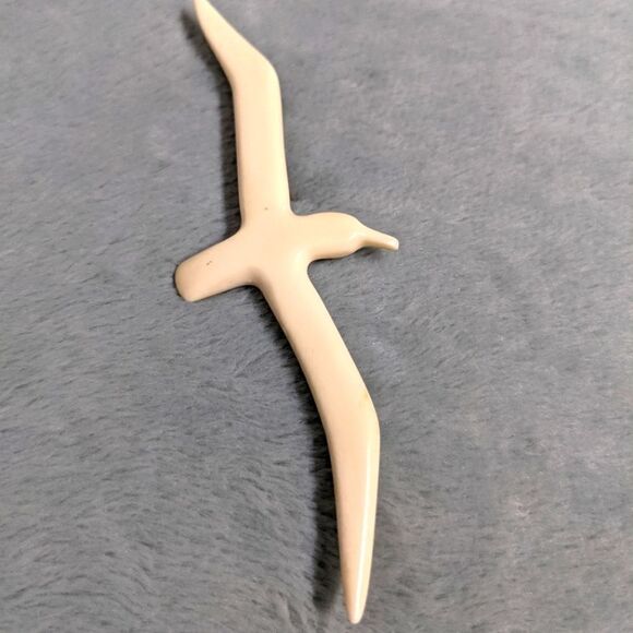 Vintage Albatross Brooche from New Zealand - Picture 8 of 9